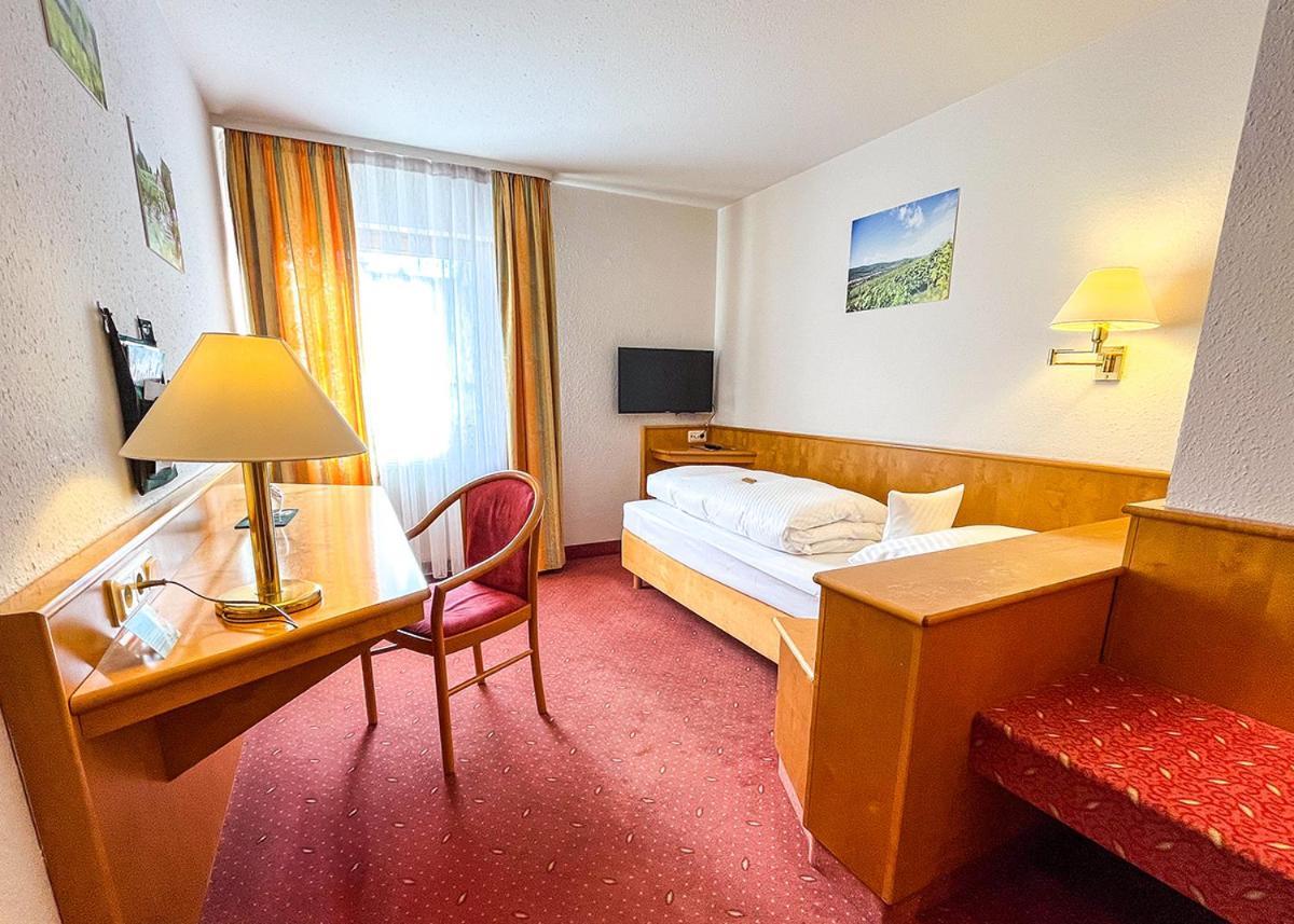 Hotel Restaurant Lamm Hebsack Remshalden Екстер'єр фото